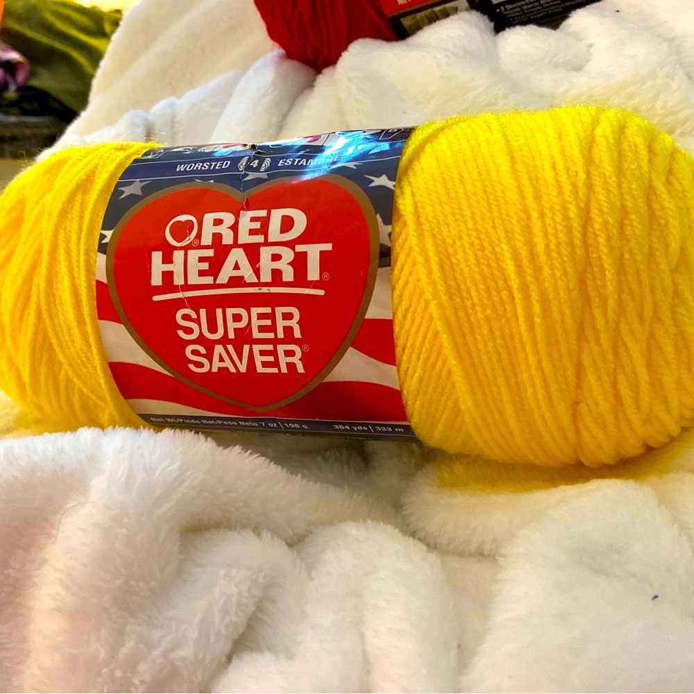 Red Heart Super Saver Yarn Bright Yellow 0324 Complete Skein 100% Acrylic 364,yd